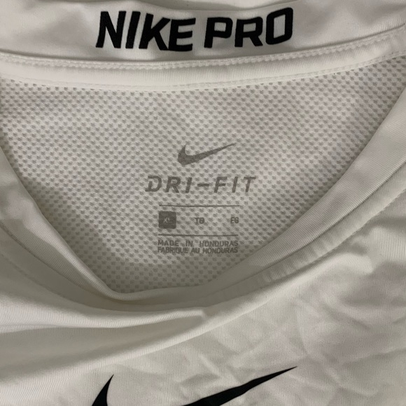 Nike Pro Sleeveless Compression Top - Picture 6 of 7